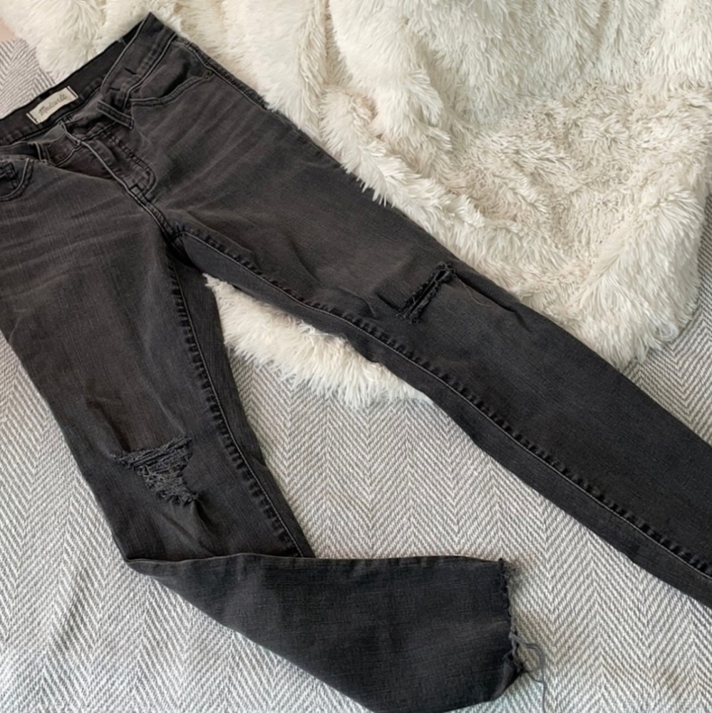 Madewell high rise skinny distressed black jeans 26p